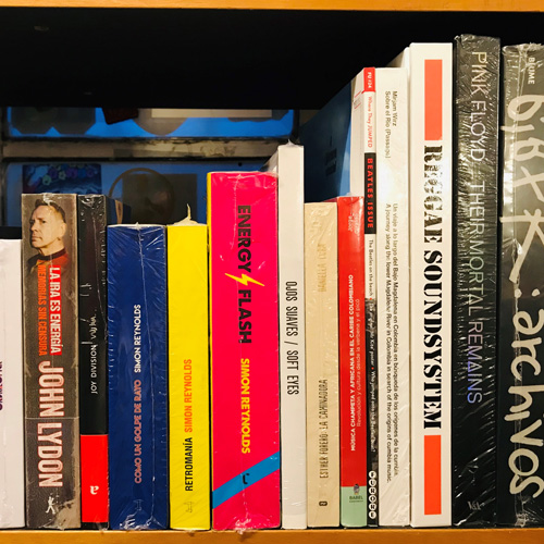 Libros y Merch